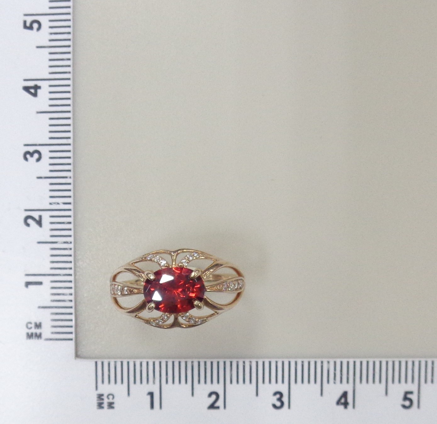 Серебряное кольцо с кварцем